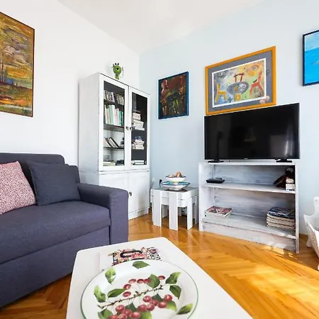 Giorgio - Fontana Apartment *