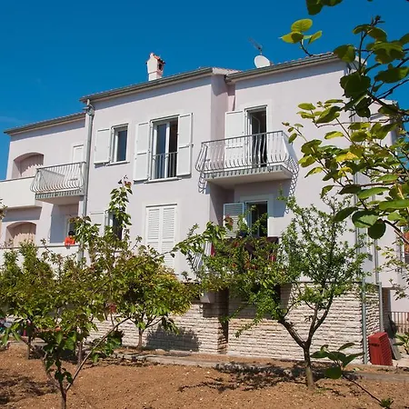 Giorgio - Fontana Appartement